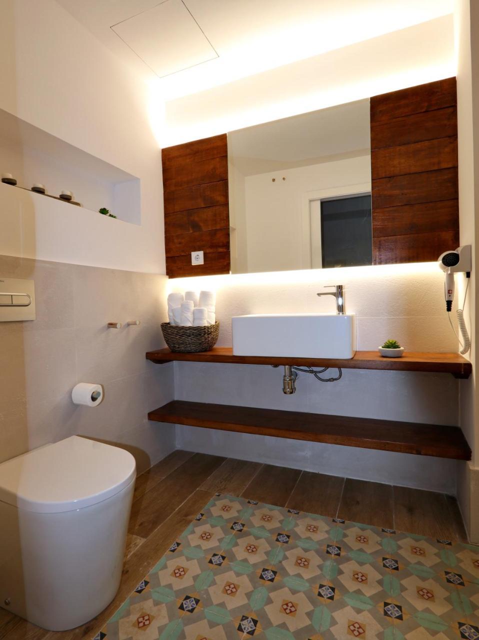 ClassBedroom Port Ramblas Barcelona Exteriör bild
